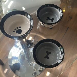 Top Paws  Black Taupe & Gray Pet Bowls with Paw Print Design size Small
